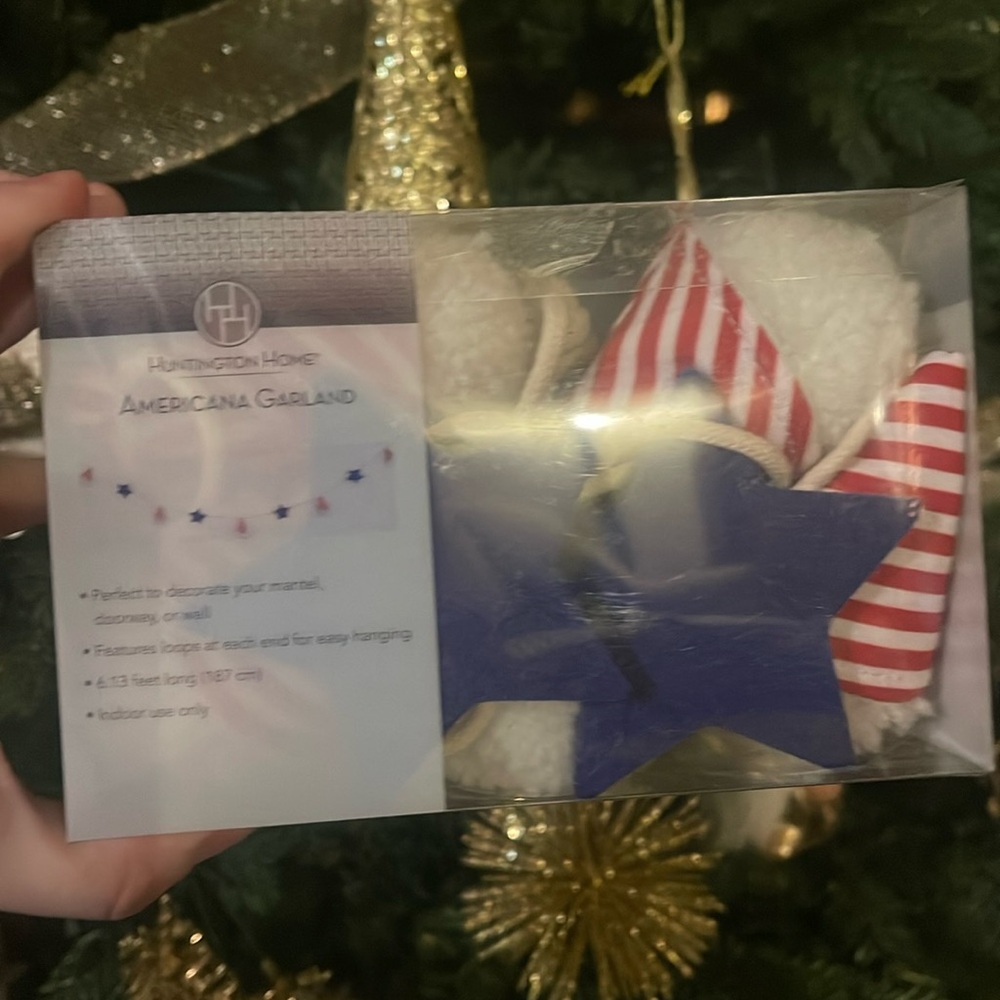 Americana Garland